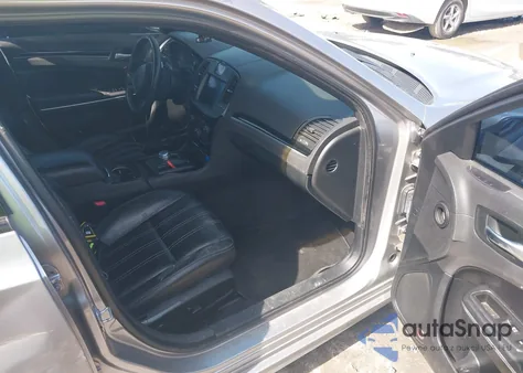 2018 Chrysler 300 300S z USA, uszkodzony, nr VIN 2C3CCABG1JH269551